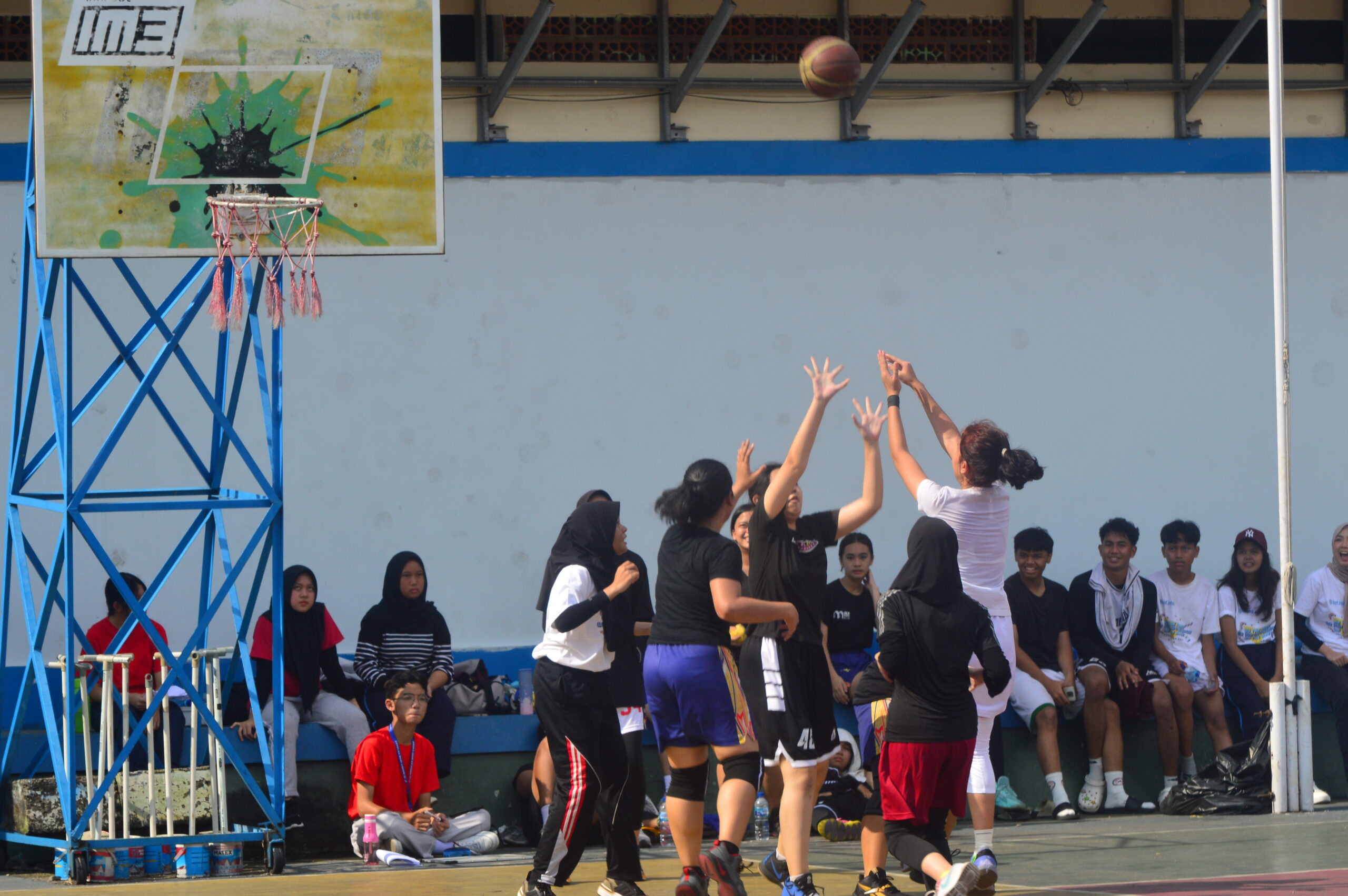 Pertandingan Basket Antar Kelas